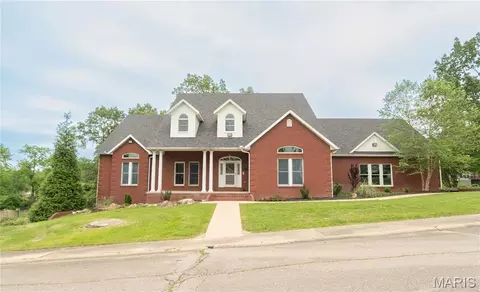 2548 Stone Ridge Dr, Poplar Bluff, MO 63901