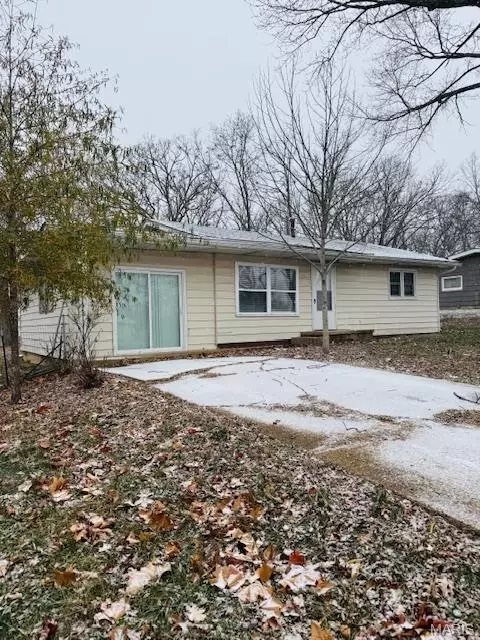 1670 Elmont Rd, Sullivan, MO 63080