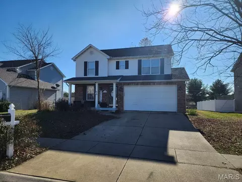755 Moorland Cir, Mascoutah, IL 62258