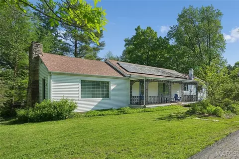 232 Old Ballwin Rd, Ballwin, MO 63021