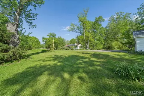 Exterior - 232 Old Ballwin Rd, Ballwin, MO 63021 photo 12 of 12