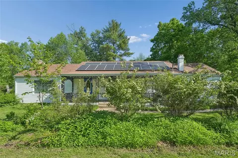 Exterior - 232 Old Ballwin Rd, Ballwin, MO 63021 photo 3 of 12