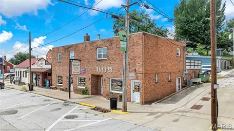 308 Market St, Hermann, MO 65041