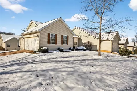 115 Fort Dodge Dr, Wright City, MO 63390