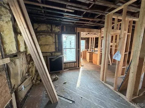 Entry Way - 5138 Lode Ave, Affton, MO 63123 photo 2 of 5