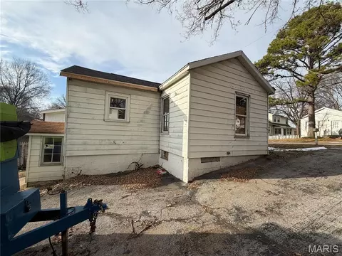 Exterior - 5138 Lode Ave, Affton, MO 63123 photo 1 of 4