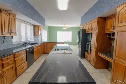 Kitchen - 4738 Gorrell Rd, Bland, MO 65014 photo 5 of 8