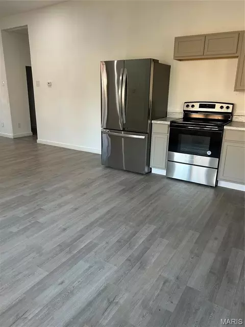 207 E Marshall St, Charleston, MO 63834 photo 5
