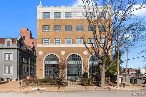 4901 Washington Blvd #2C, Saint Louis, MO 63108
