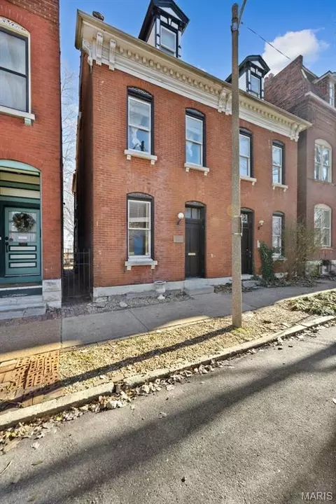 2320 S 9th St, Saint Louis, MO 63104