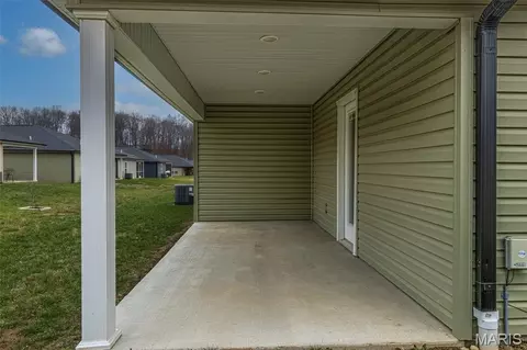 Exterior - 5208 Hubble Cove Dr, Jackson, MO 63755 photo 4 of 4