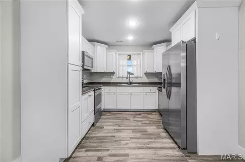 Kitchen - 5208 Hubble Cove Dr, Jackson, MO 63755 photo 1 of 2