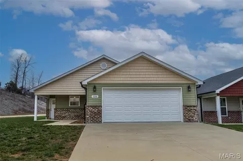 5208 Hubble Cove Dr, Jackson, MO 63755