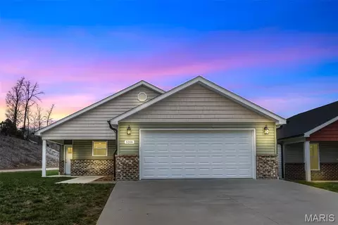 Exterior - 5208 Hubble Cove Dr, Jackson, MO 63755 photo 2 of 4