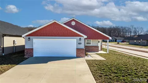5294 Hubble Cv, Jackson, MO 63755