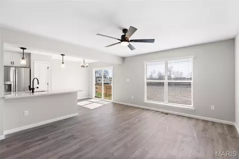 Living - 3 St James At Highlands, Rolla, MO 65401 photo 1 of 4