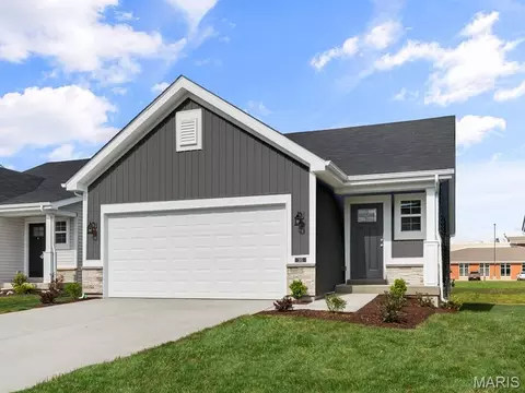 90 Town Centre Ct, Foristell, MO 63348