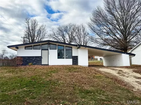 108 Arizona St, New Haven, MO 63068