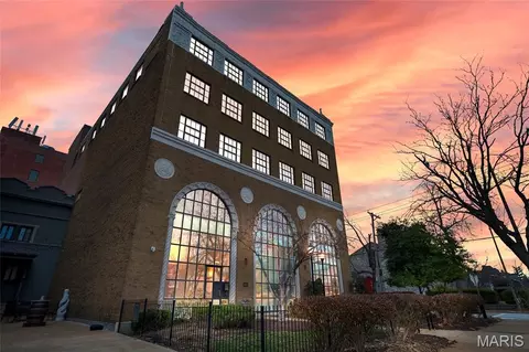 4901 Washington Blvd #4B, Saint Louis, MO 63108