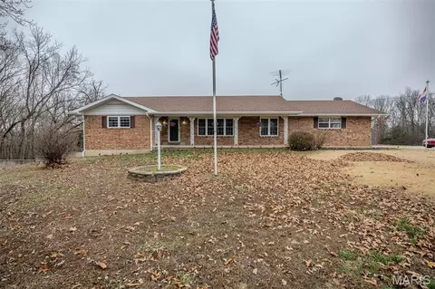 22598 Highway N, Lebanon, MO 65536