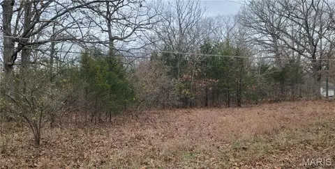 339 Oak Rd, Cuba, MO 65453