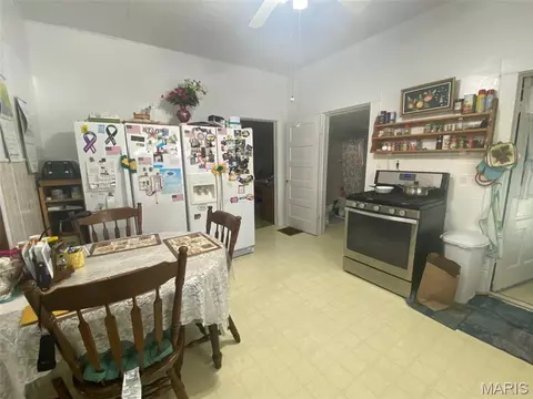Kitchen - 638 E Ford Ave, Witt, IL 62094 photo 1 of 4