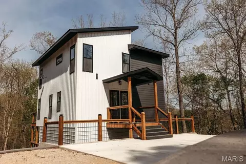 259 Lakeview Dr, Van Buren, MO 63965