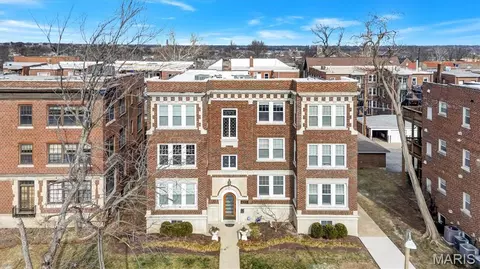 6253 Rosebury Ave #2E, Saint Louis, MO 63105