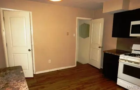 Entry Way - 13 Barto Dr, Calverton Park, MO 63135 photo 1 of 1