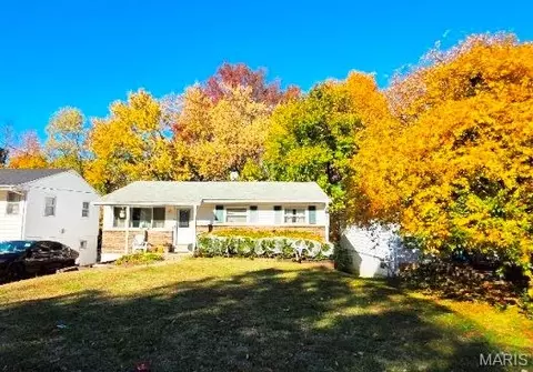 13 Barto Dr, Calverton Park, MO 63135