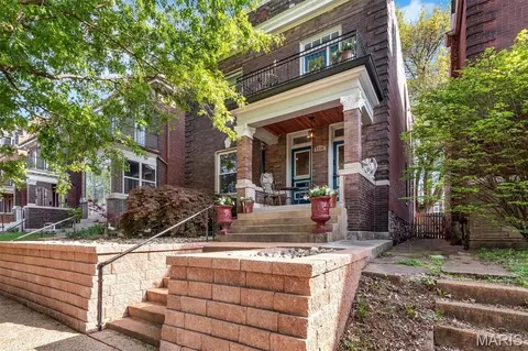 3714 Wyoming St, Saint Louis, MO 63116