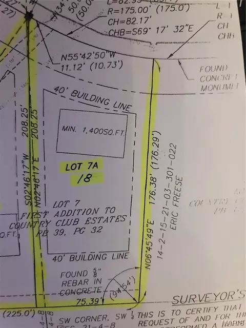 18 Country Club Dr, Edwardsville, IL 62025
