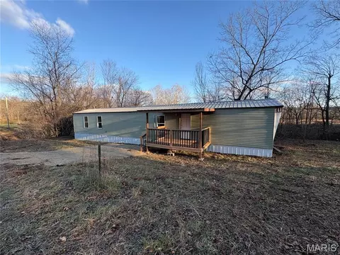 237 County Road 418, Ellsinore, MO 63937