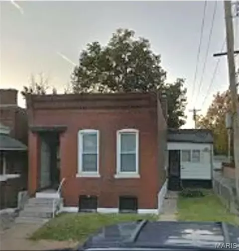 4549 S Compton Ave, Saint Louis, MO 63111 photo 1