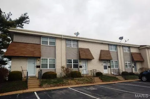 845 Wendevy Ct, Ballwin, MO 63011