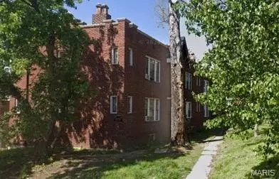 3761 Meramec St, Saint Louis, MO 63116