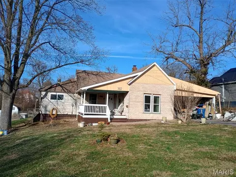 302 E Center St, Salem, MO 65560