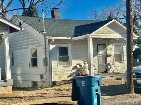 6227 Greer Ave, Pine Lawn, MO 63121
