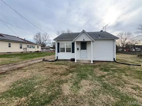 500 E Water St, Litchfield, IL 62056