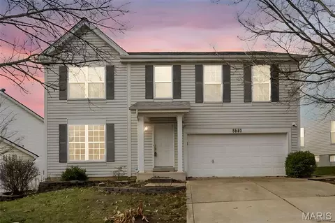 5850 Birchmont Place Dr, Saint Louis, MO 63129