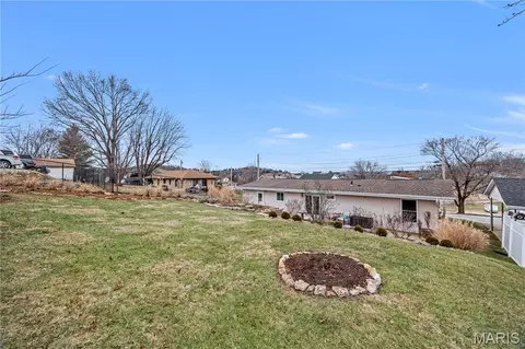 Exterior - 128 E 11th St, Hermann, MO 65041 photo 4 of 5