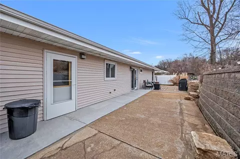 Exterior - 128 E 11th St, Hermann, MO 65041 photo 2 of 5