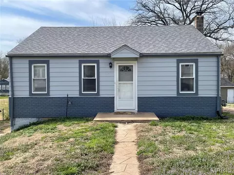 511 Averill Ave, Ferguson, MO 63135