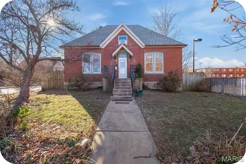 7200 Lanham Ave, Saint Louis, MO 63143