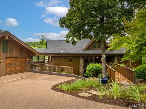 2208 N Konstanz Dr, Innsbrook, MO 63390