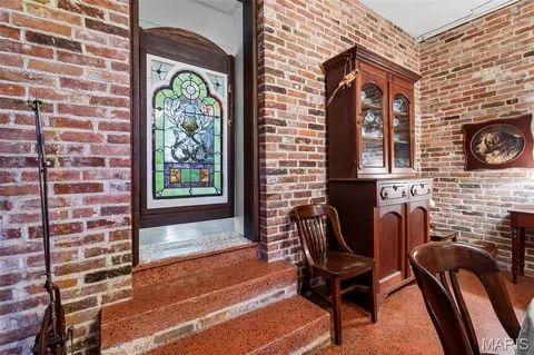 Dining - 718 State St, Chester, IL 62233 photo 7 of 7