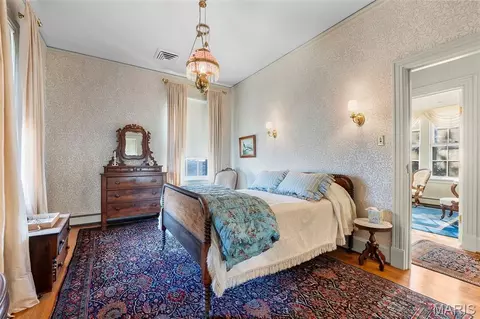 Bedroom - 718 State St, Chester, IL 62233 photo 6 of 9