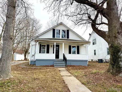 504 First St, Evansville, IL 62242