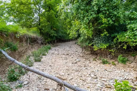 1110 Kiefer Creek Rd, Ballwin, MO 63021 photo 15
