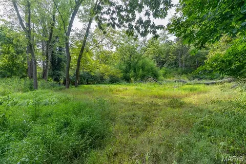 1110 Kiefer Creek Rd, Ballwin, MO 63021 photo 28